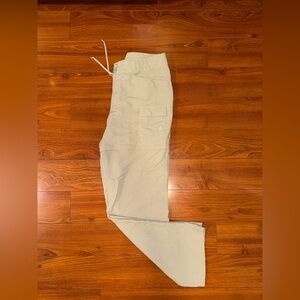 The North face cargo zip off pants